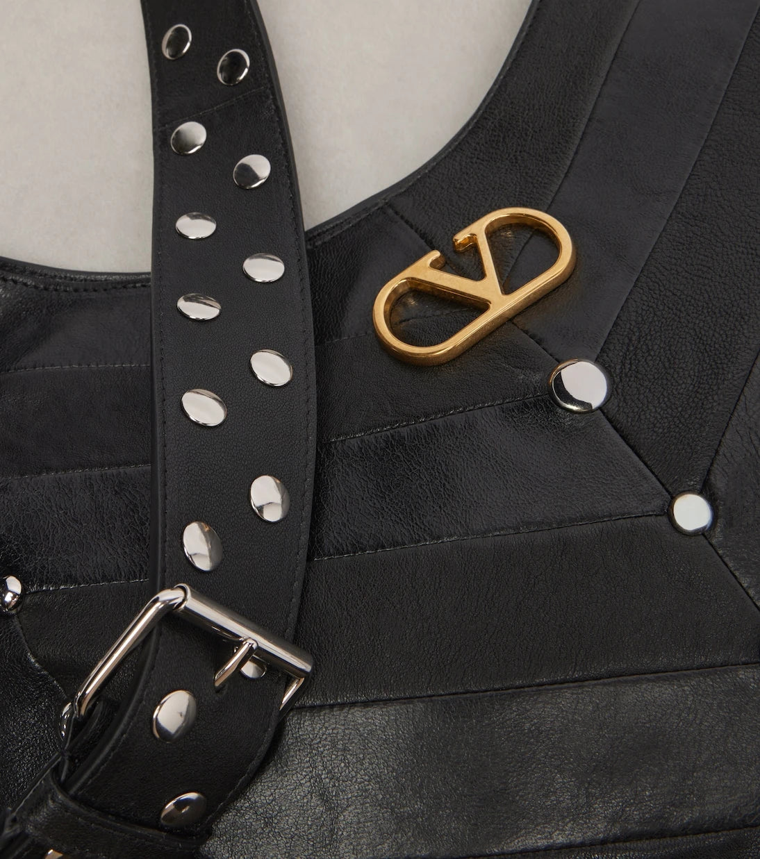 Valentino Garavani - Hoboho Large studded leather shoulder bag