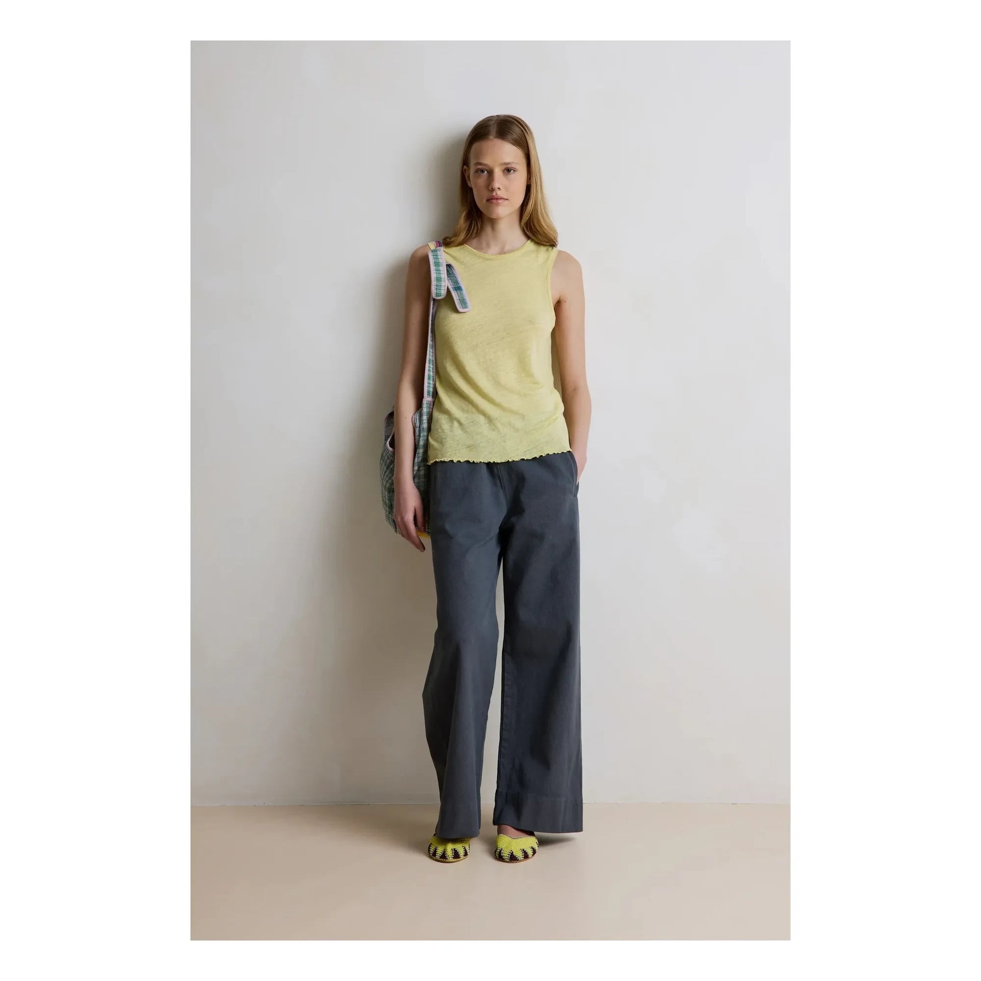 Hod - Navy linen tank top | Lemon yellow