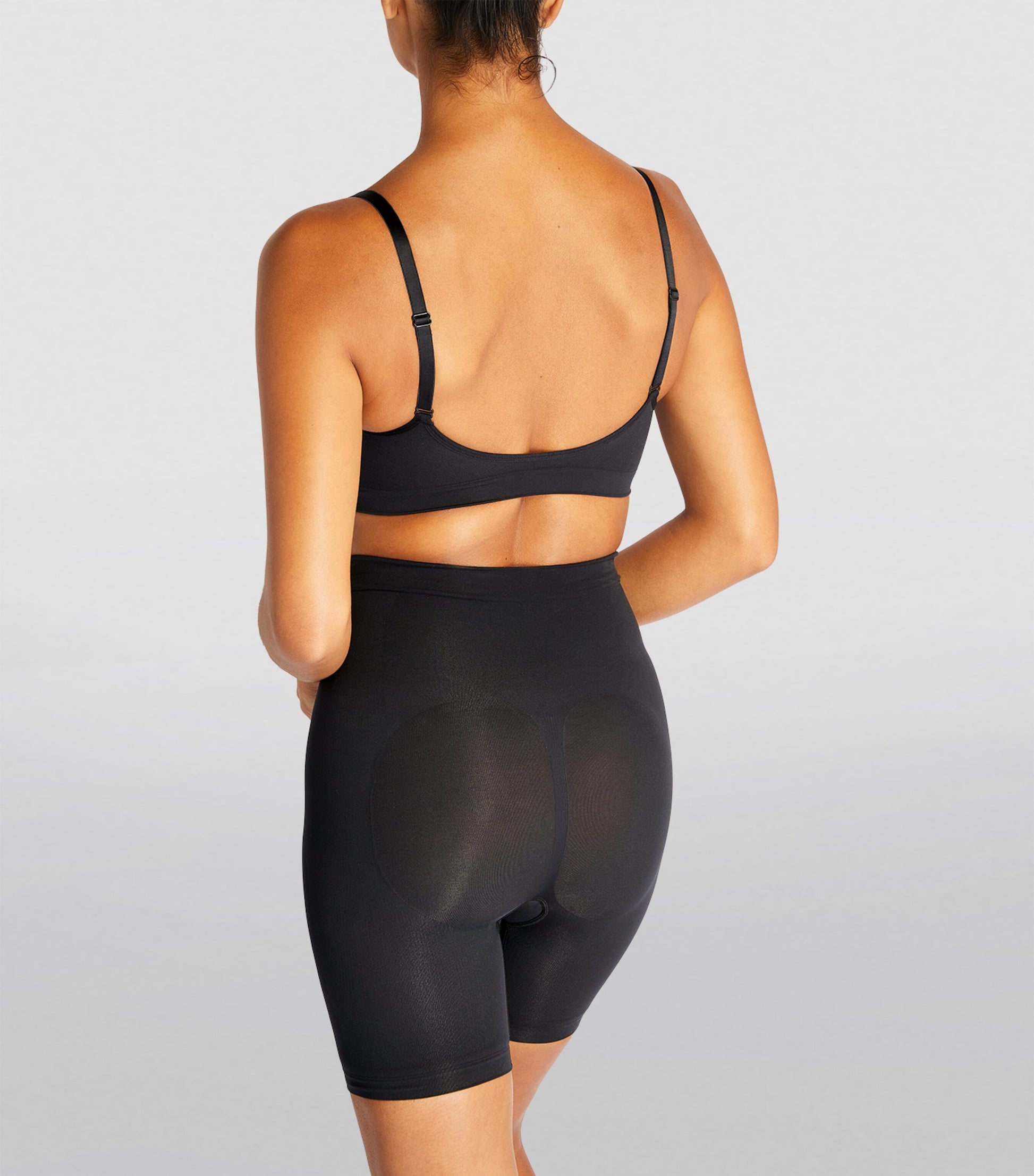 Skims Black Seamless Sculpt Mid-Thigh Shorts