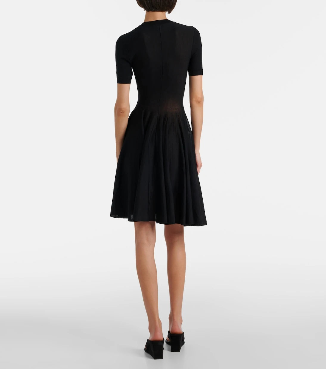 Alaïa - فستان صوف قصير بقصة سكيتر