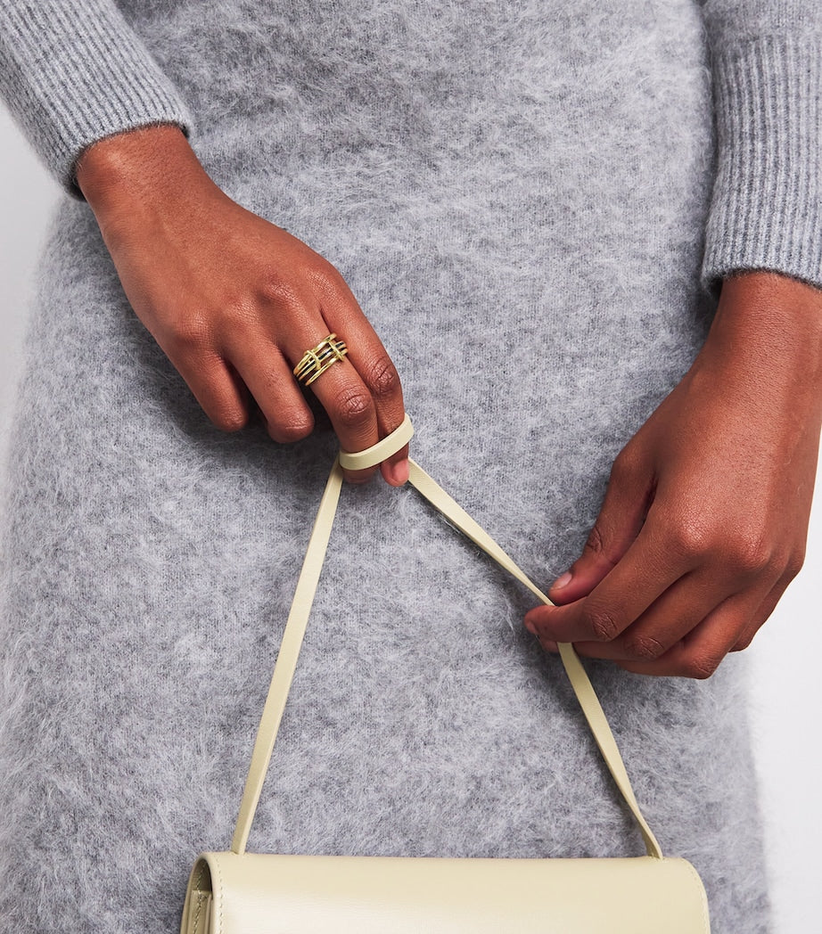 Yellow Gold and Sapphire Pyrus Ring