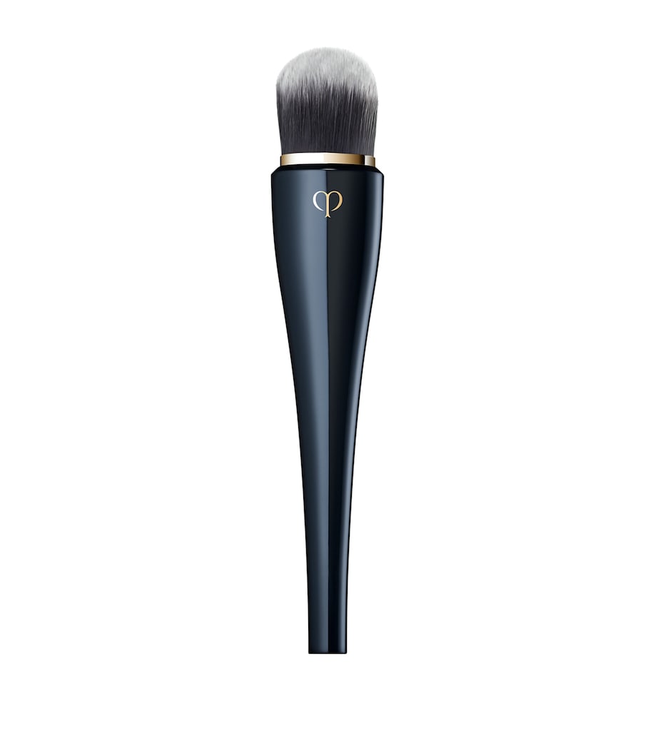 Clé de Peau Beauté Light Coverage Foundation Brush
