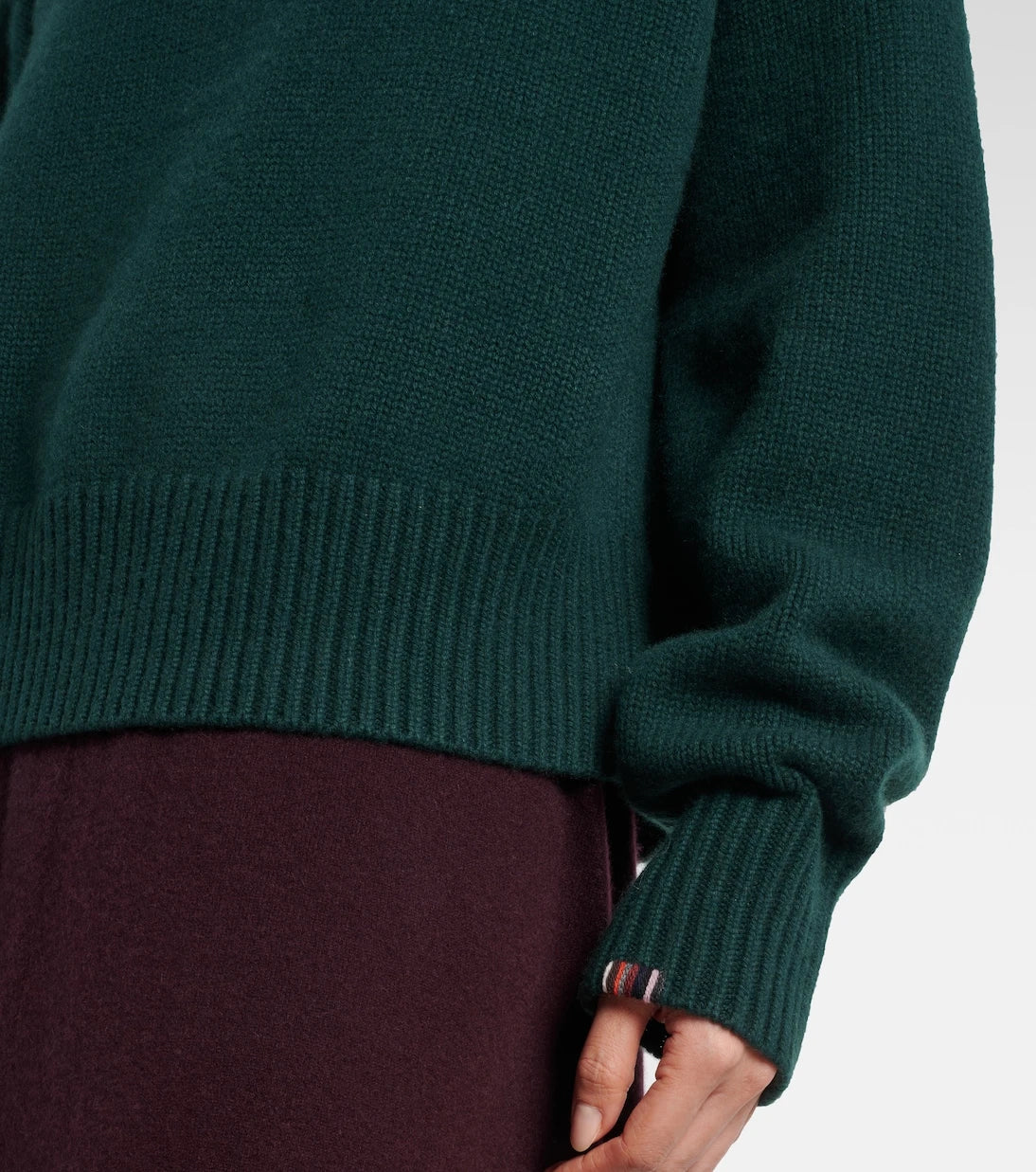 Extreme Cashmere - سترة كشمير بياقة مدورة قصيرة جداً