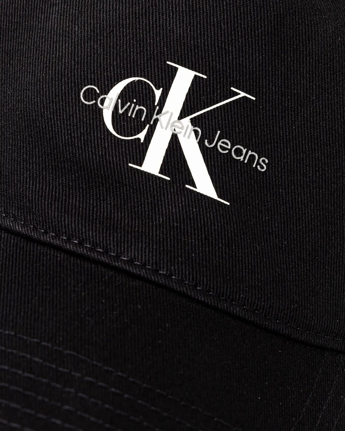 Calvin Klein Jeans Pamuklu Kadın Beyzbol Şapkası