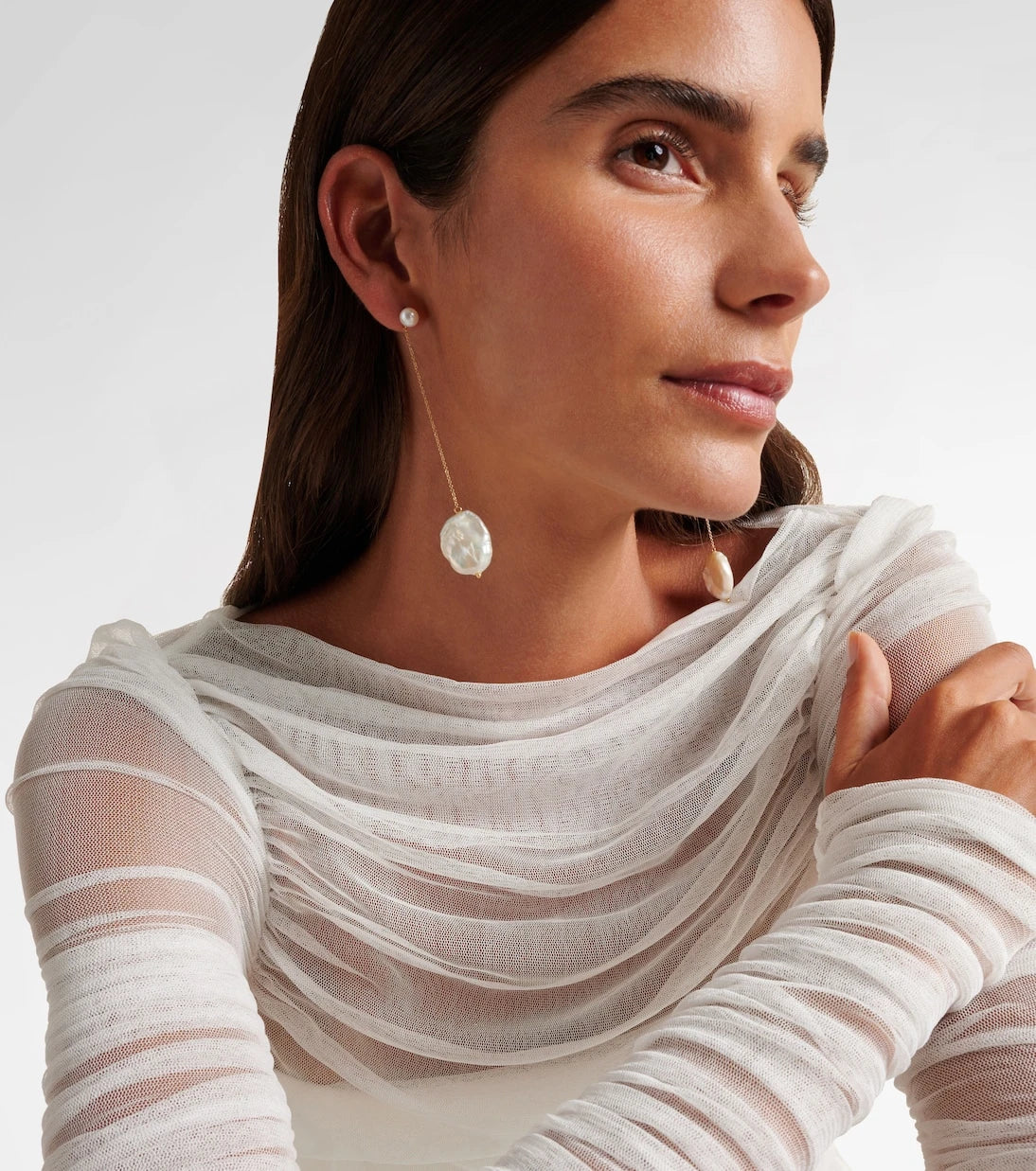 Mateo - 14kt gold drop earrings with pearls