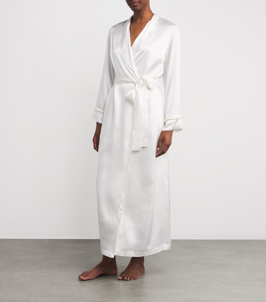 Gilda & Pearl Ivory Silk Girl Loves Pearl Long Robe