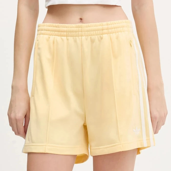 adidas Originals kadın antrenman şortu