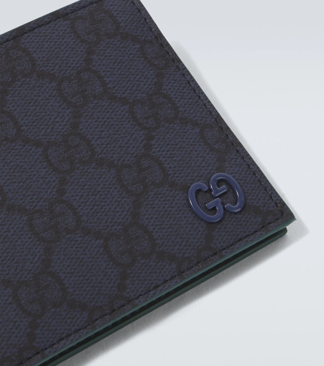 Gucci - GG bifold wallet