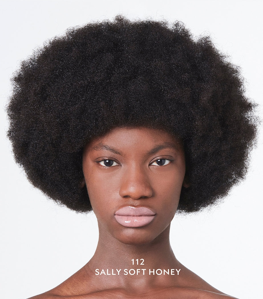 Gucci’s Rouge de Beauté Brillant Glow & Care Lip Colour