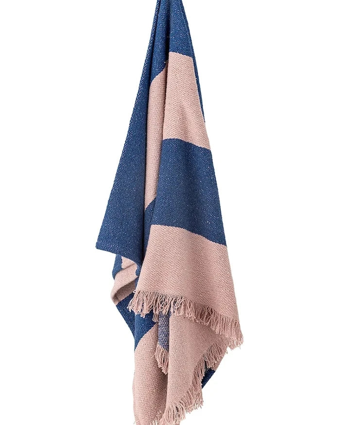 Bloomingville Cadeo Battaniye 160 x 130 cm