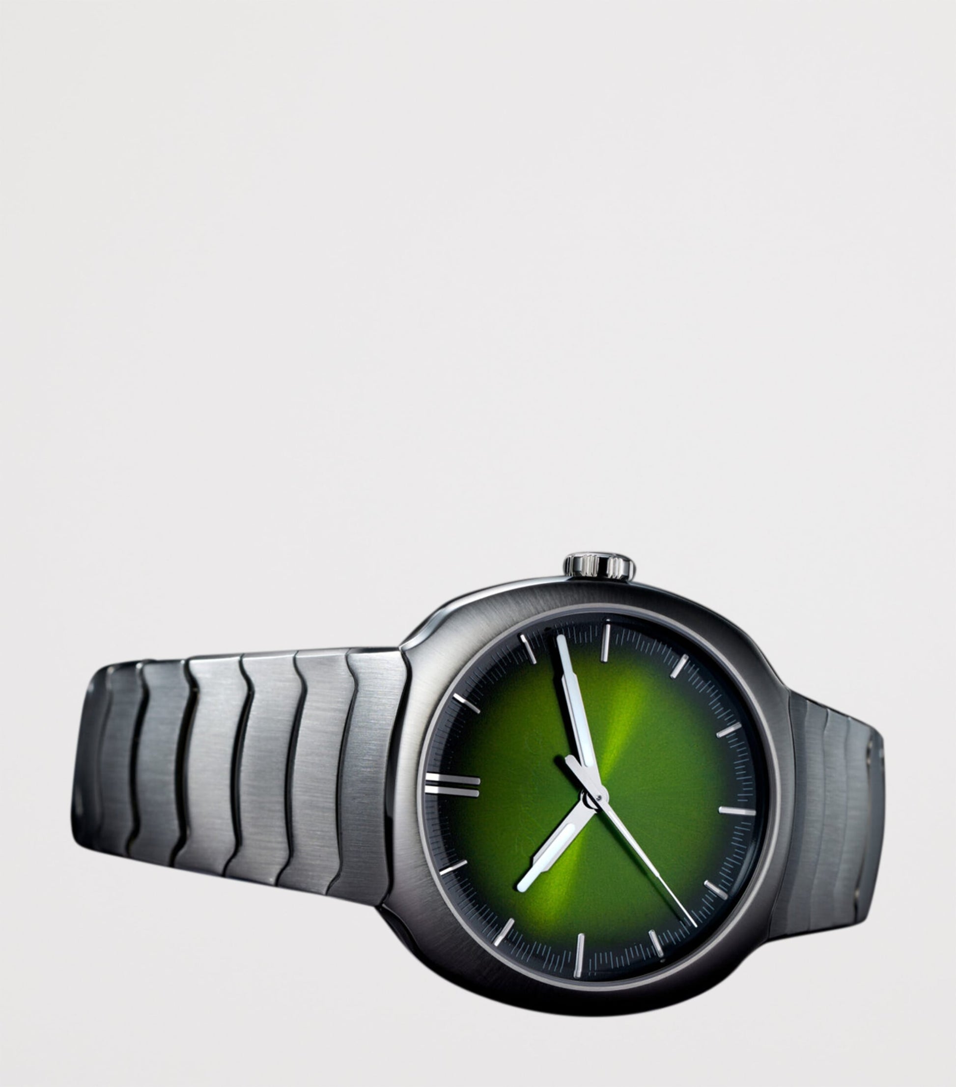 Stainless Steel Streamliner Centre Seconds Watch 40mm