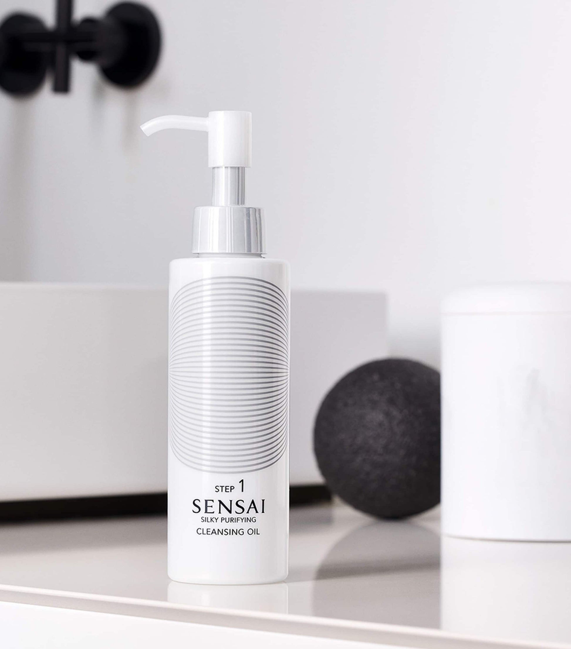 Silky Purifying Cleansing Oil (150ml)