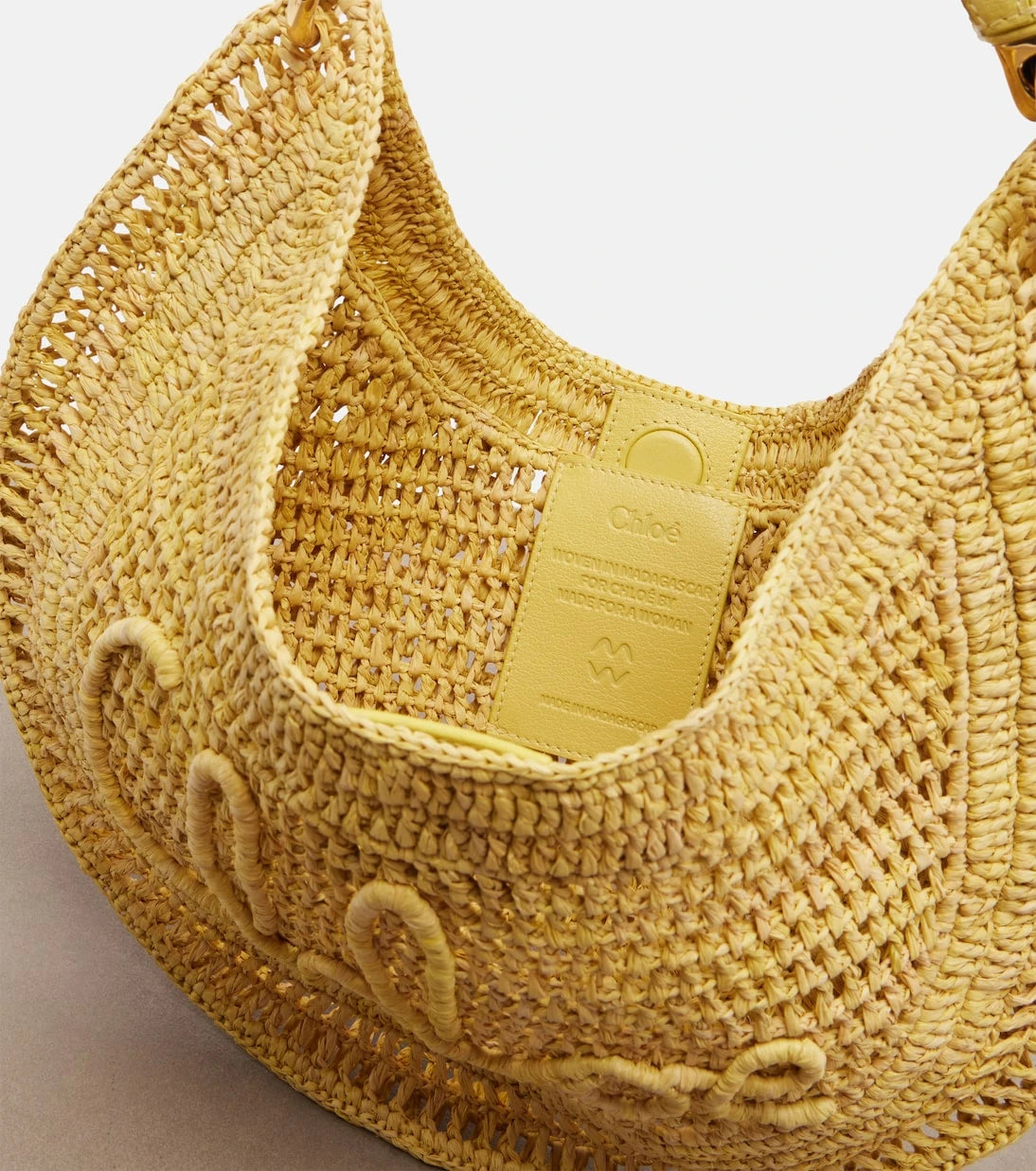 Chloé - Summer Banana raffia shoulder bag