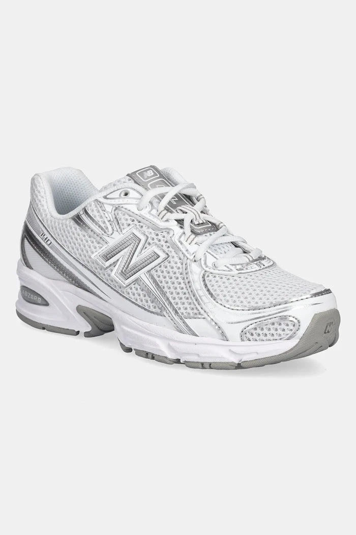 New Balance 740 Sneakers