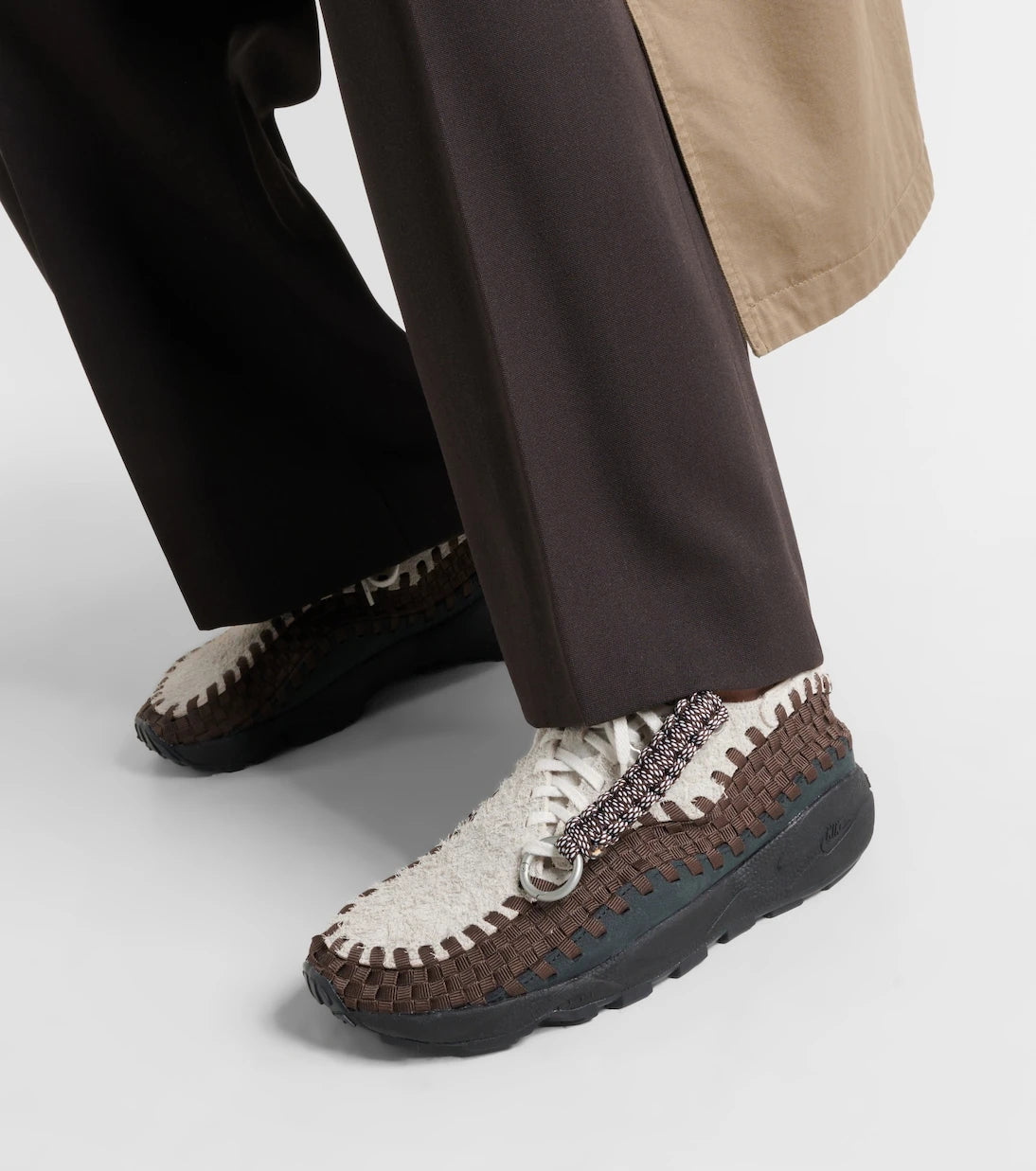 Nike - حذاء سنيكرز Air Footscape الجلدي