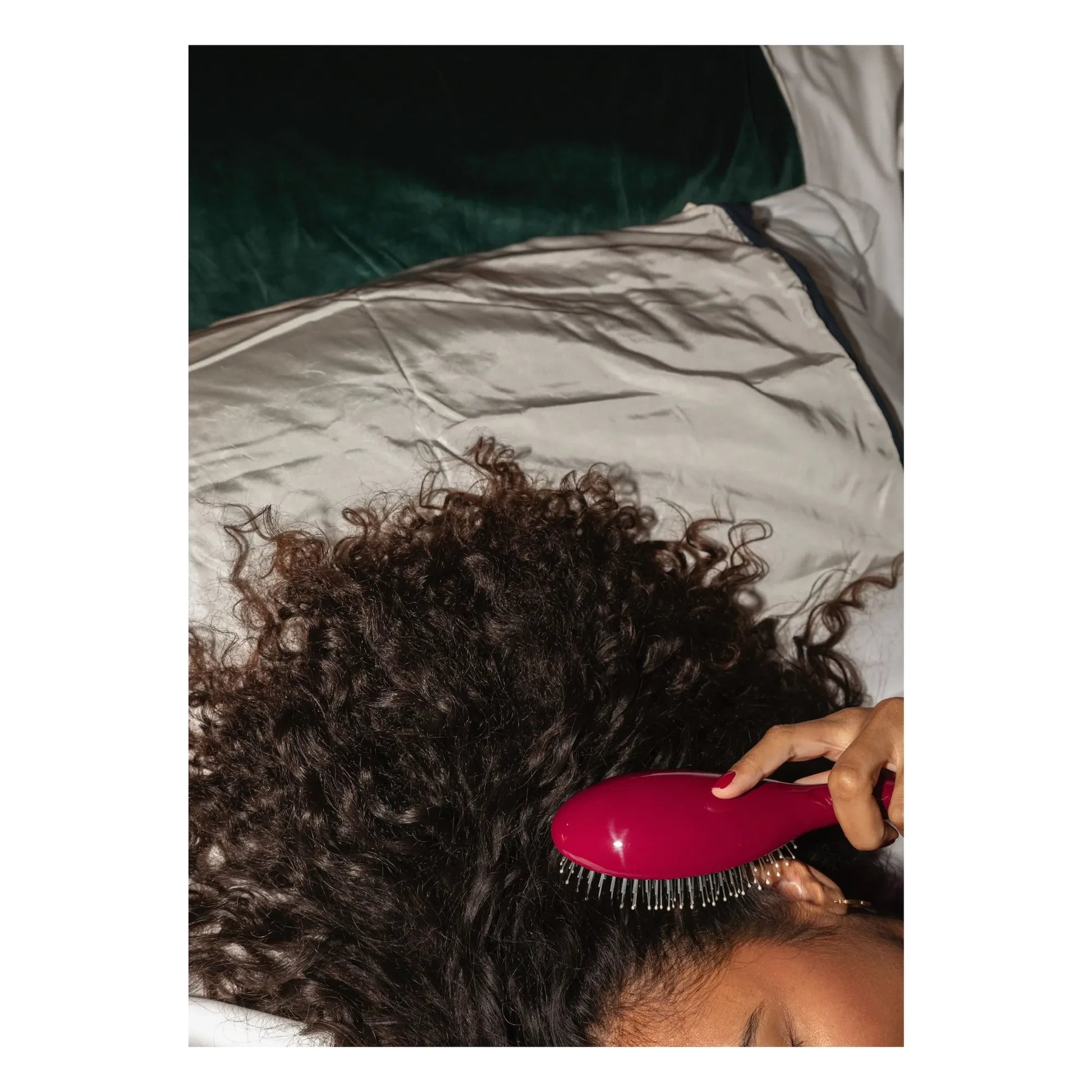 La Bonne Brosse - Brosse La Miracle N°4 - Detangling and Stimulating  | Cherry red