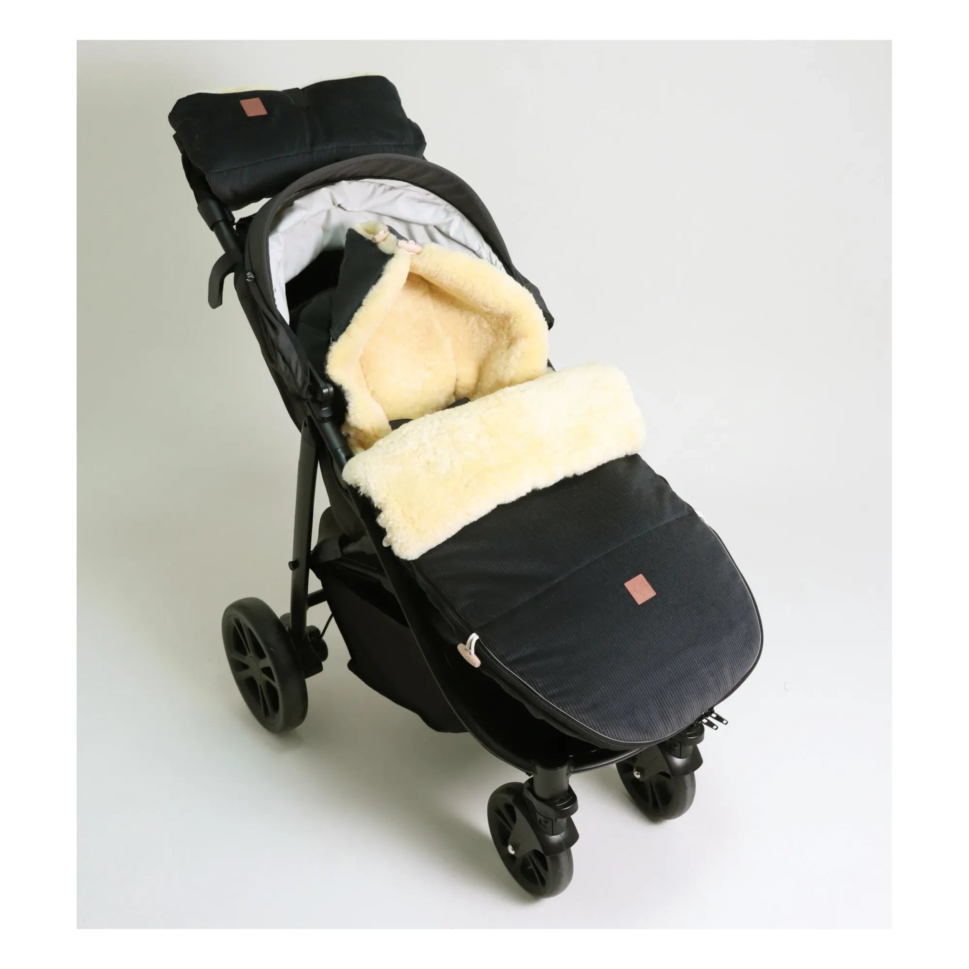 Kaiser - Filius Lambskin Universal Footmuff | Black