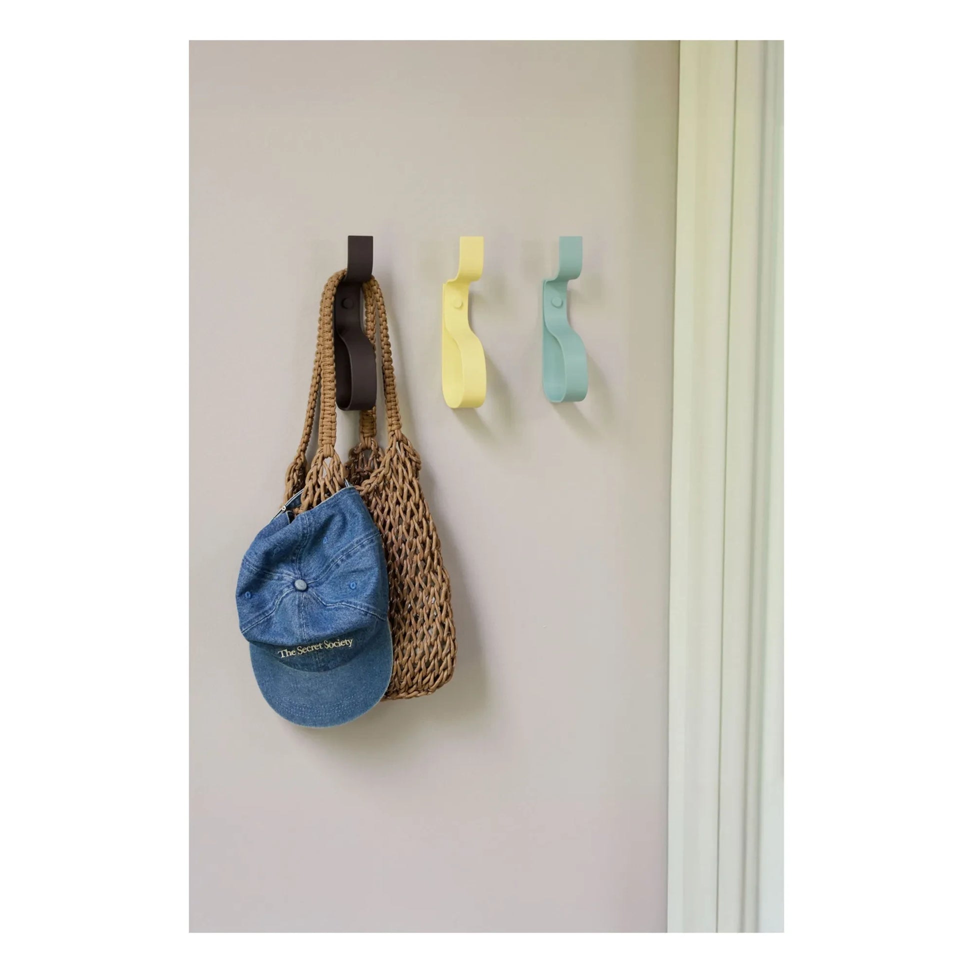 Hübsch - Nami coat hook | Yellow