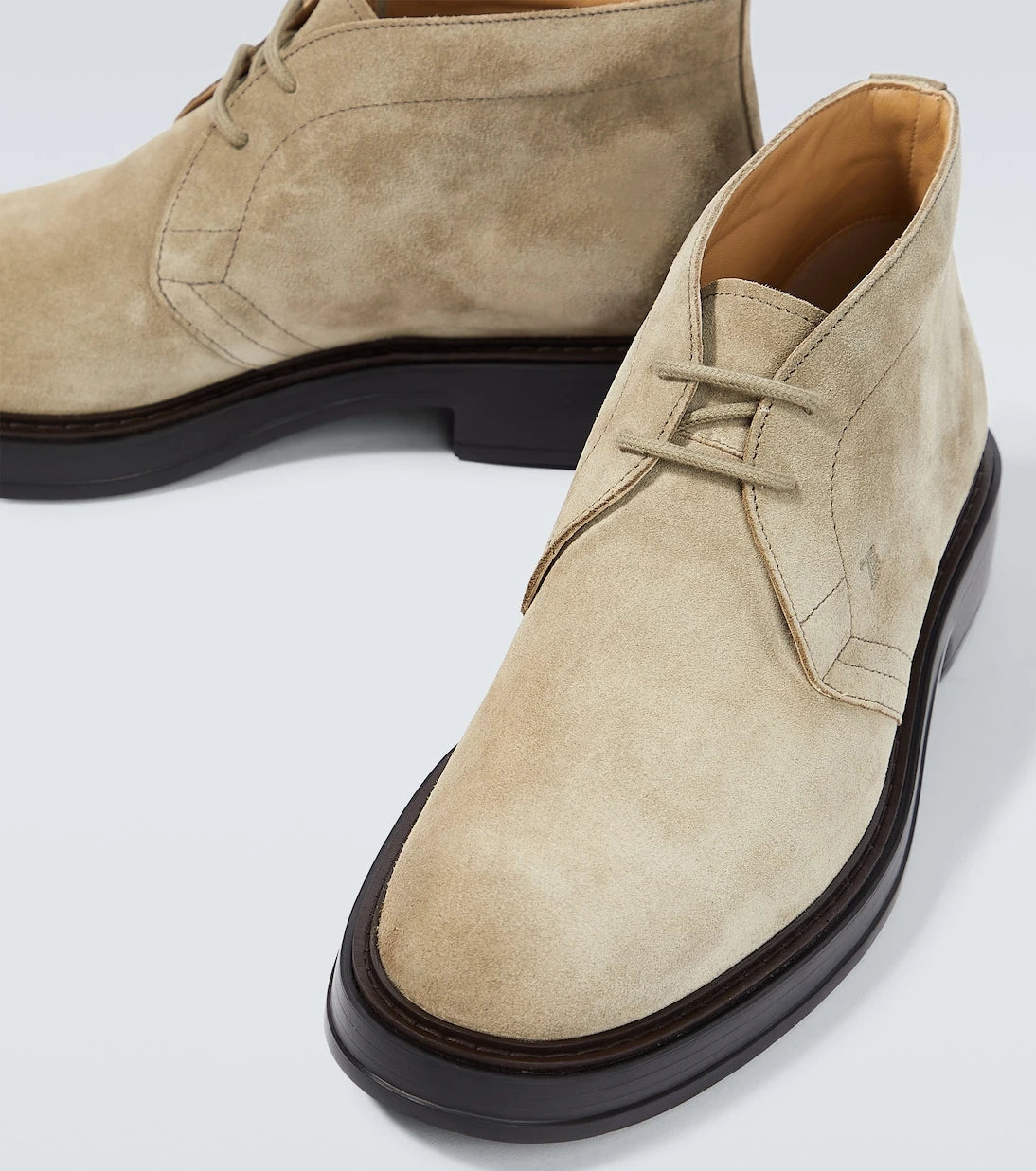 Tod's - Suede desert boots