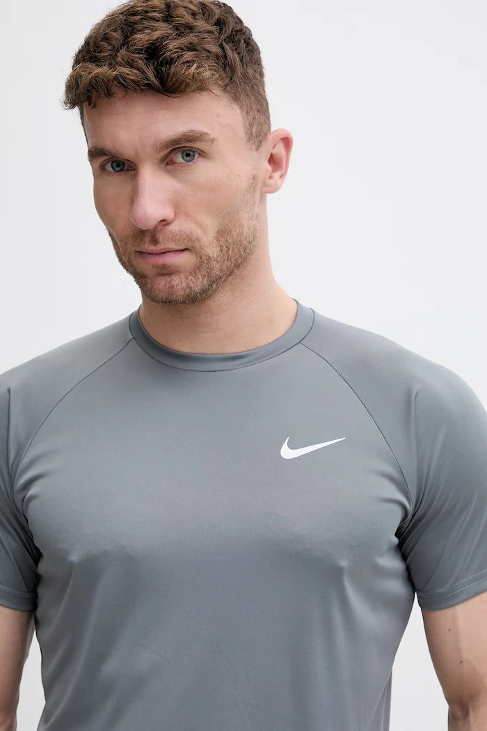 Nike Erkek Yüzme Tişörtü