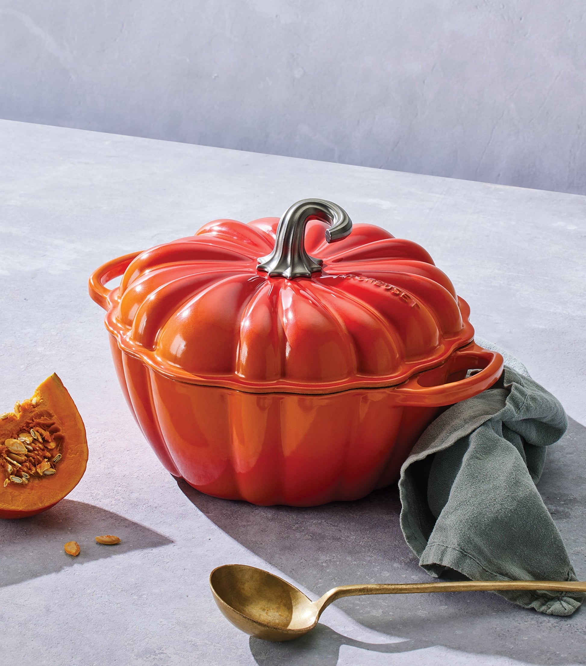 Cast Iron Pumpkin Casserole Dish (24cm)