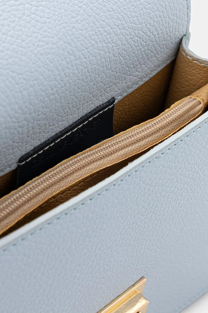 Answear.LAB deri kadın crossbody çanta