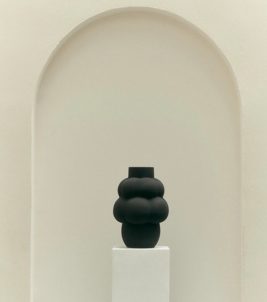 Louise Roe - Balloon ceramic vase