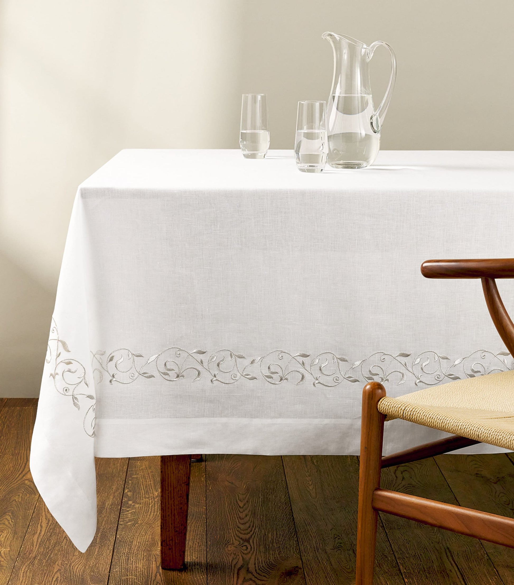 Dea Linen Embroidered Scroll Tablecloth (170cm x 270cm)