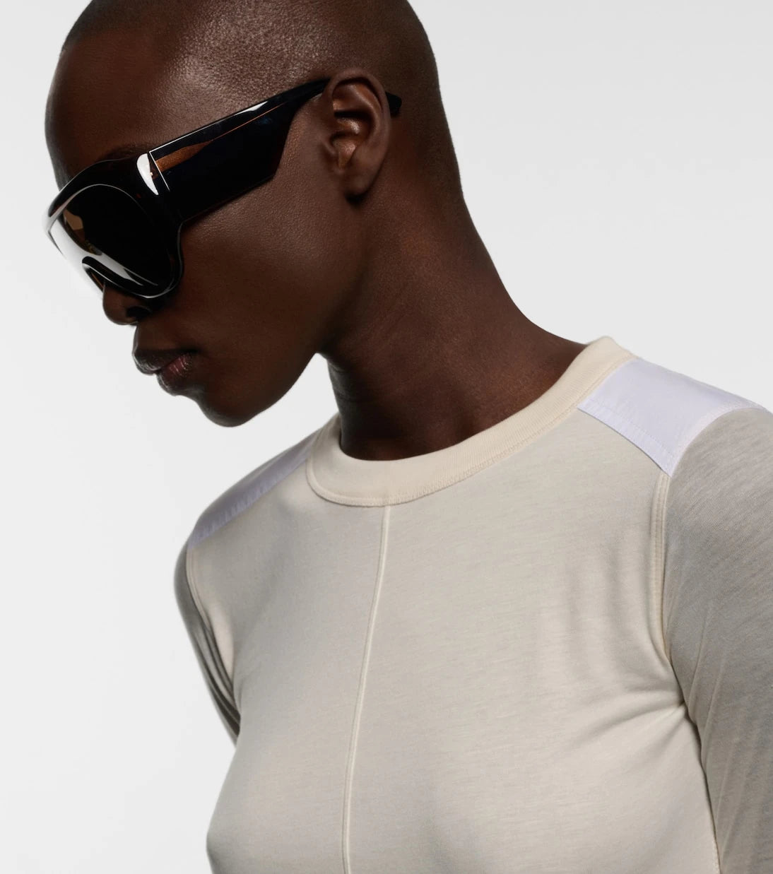 Phoebe Philo - نظارات شمسية كبيرة الحجم من بومبيه