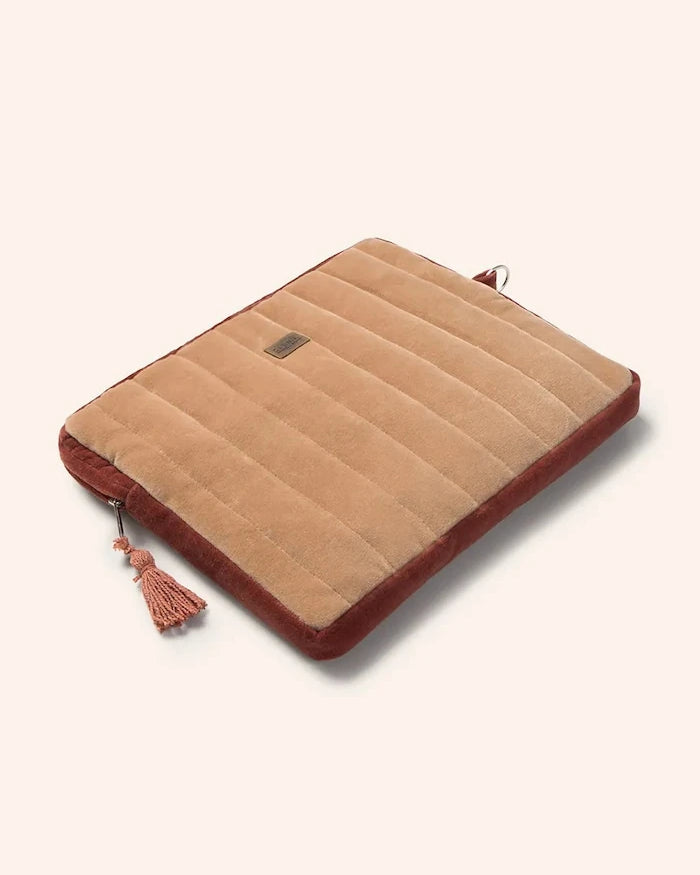 Calma House Osaka 13" Laptop Kılıfı