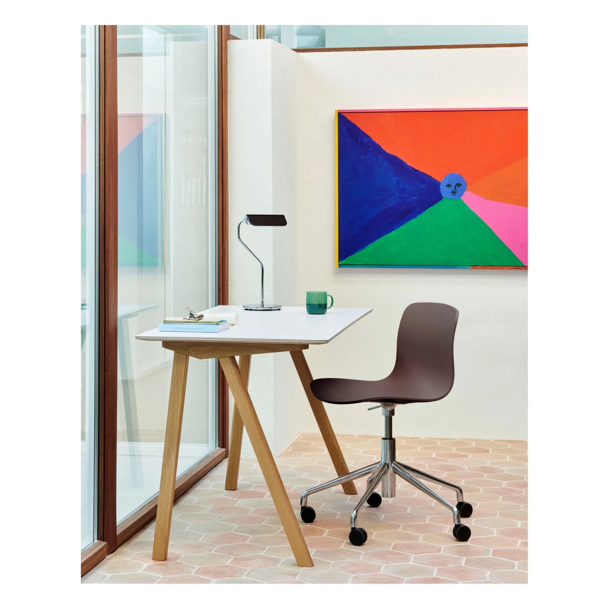 Hay - Apex table lamp | Black