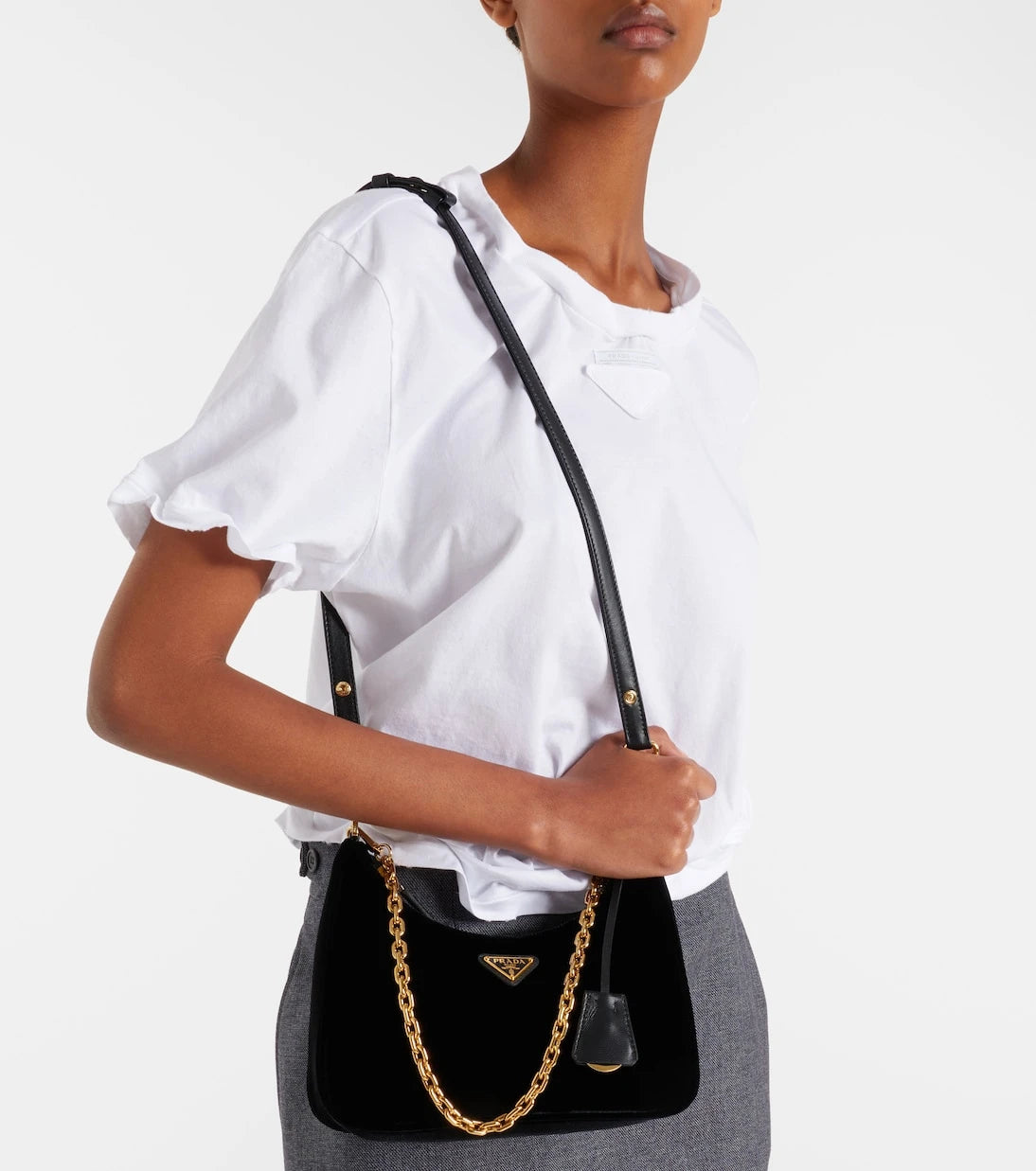 Prada - Prada Re-Edition Mini velvet shoulder bag
