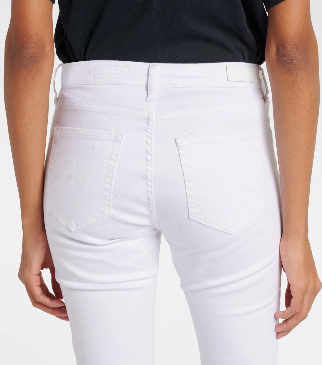 AG Jeans - بنطلون جينز بخصر مرتفع وقصة أرجل واسعة
