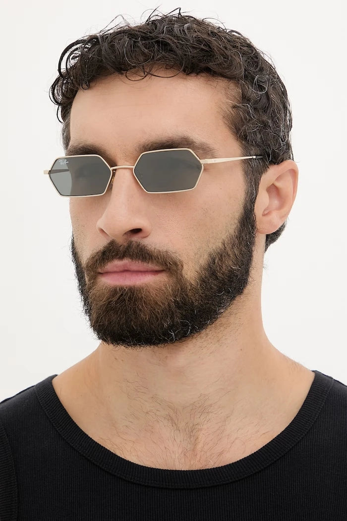 Ray-Ban güneş gözlükleri