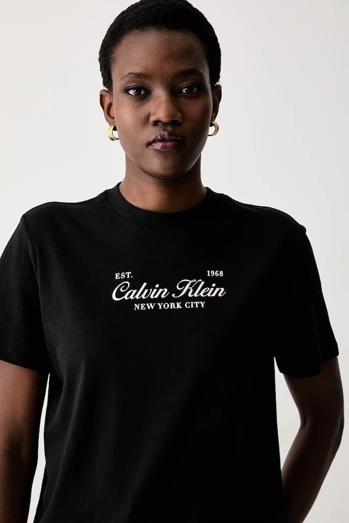 Calvin Klein Jeans pamuklu kadın tişört