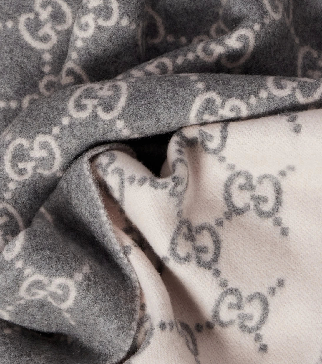 Gucci - GG fringed cashmere scarf