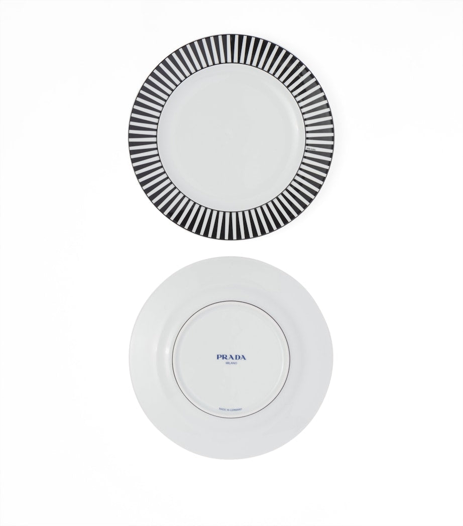 Set of 2 Stripes Dessert Plates (22cm)