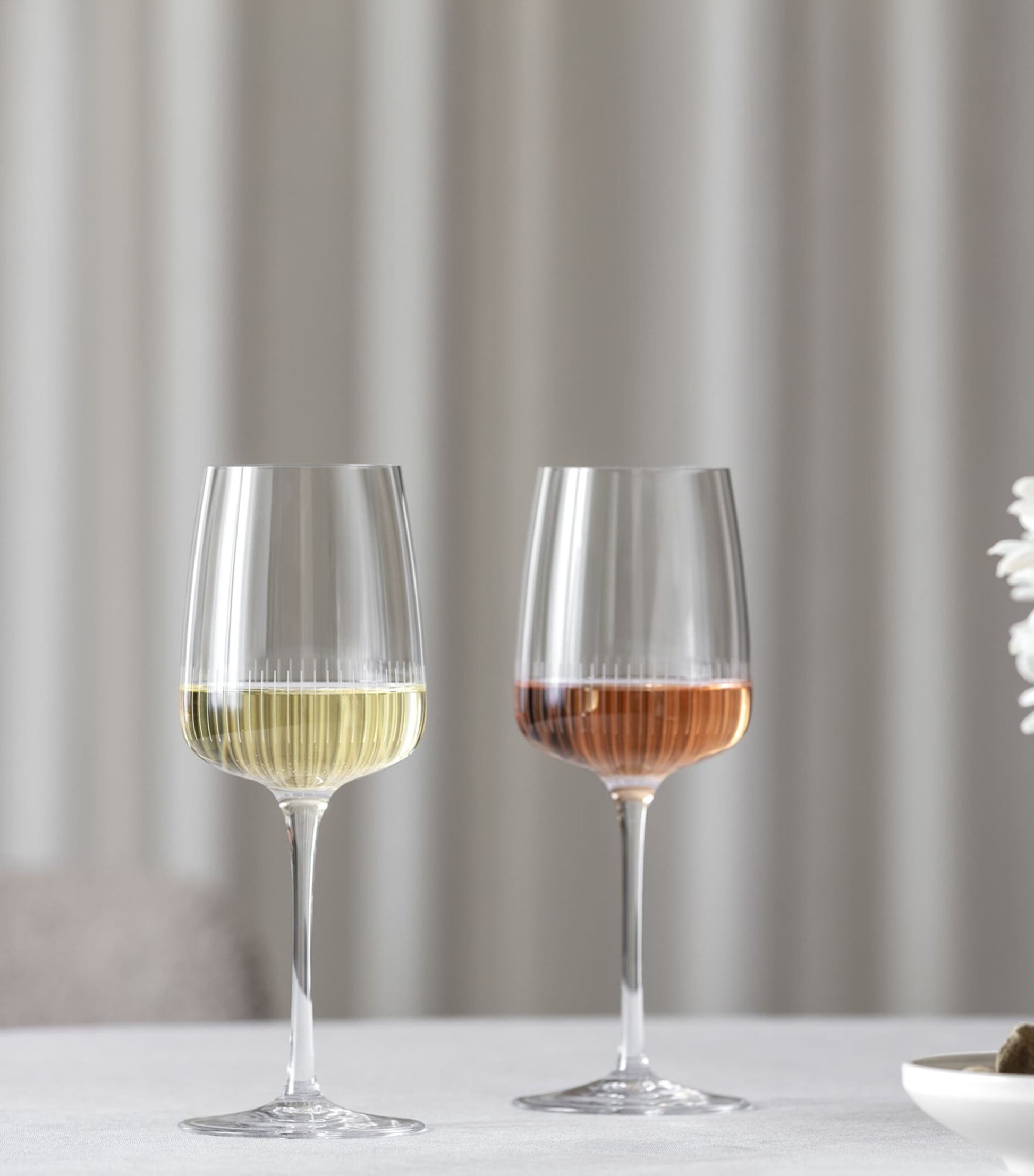 Set of 4 Crystal Afina White Wine Glasses (125ml)