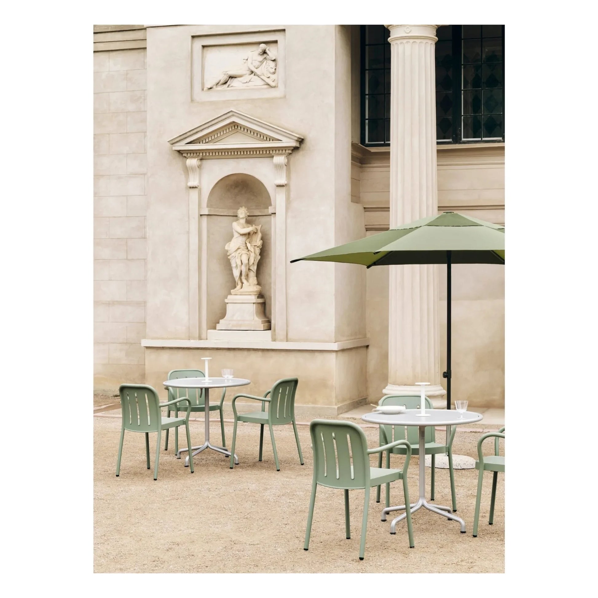 Hay - Hexagonal parasol Terrazza | Green