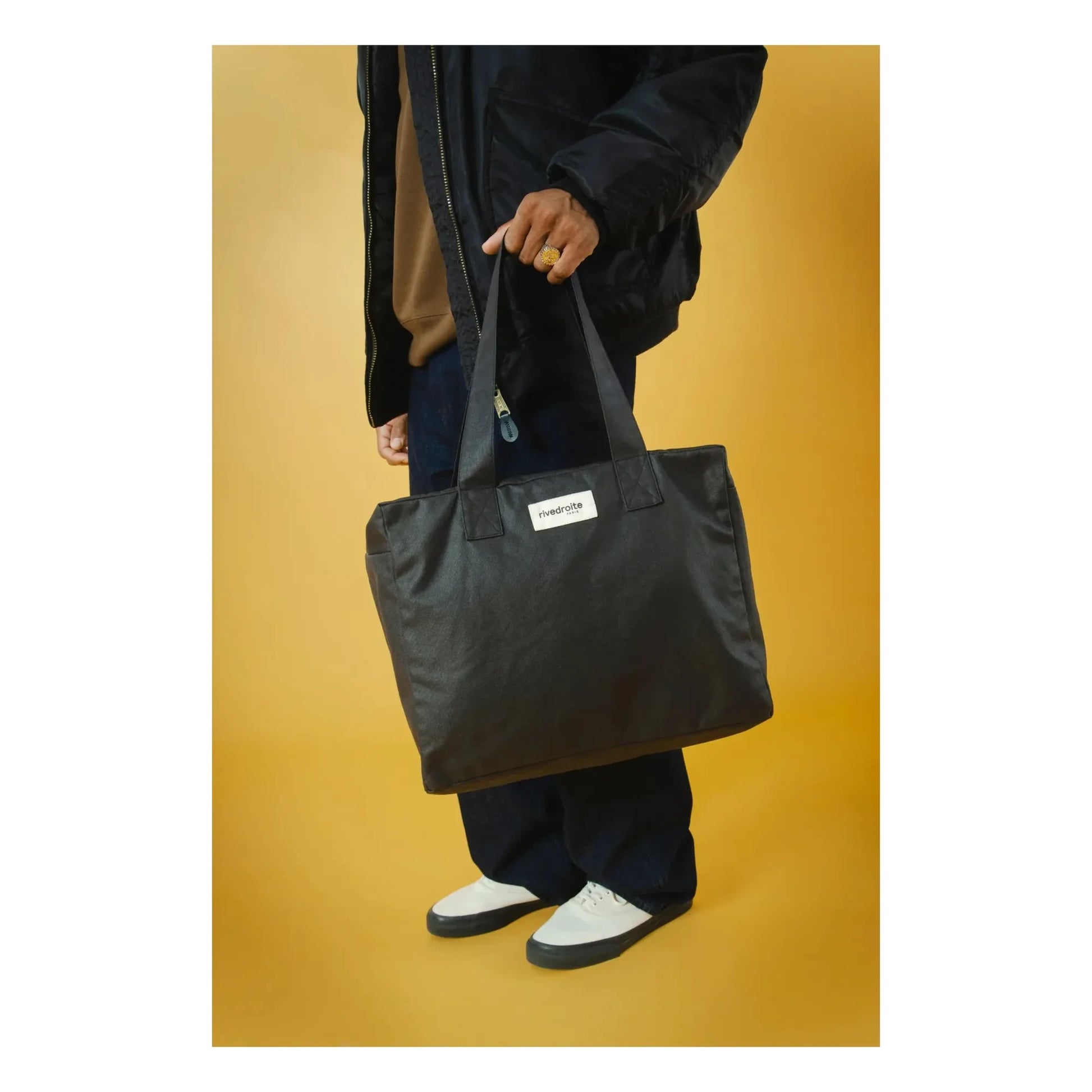 rivedroite - 24 Heures Celestins Waxed Bag | Black