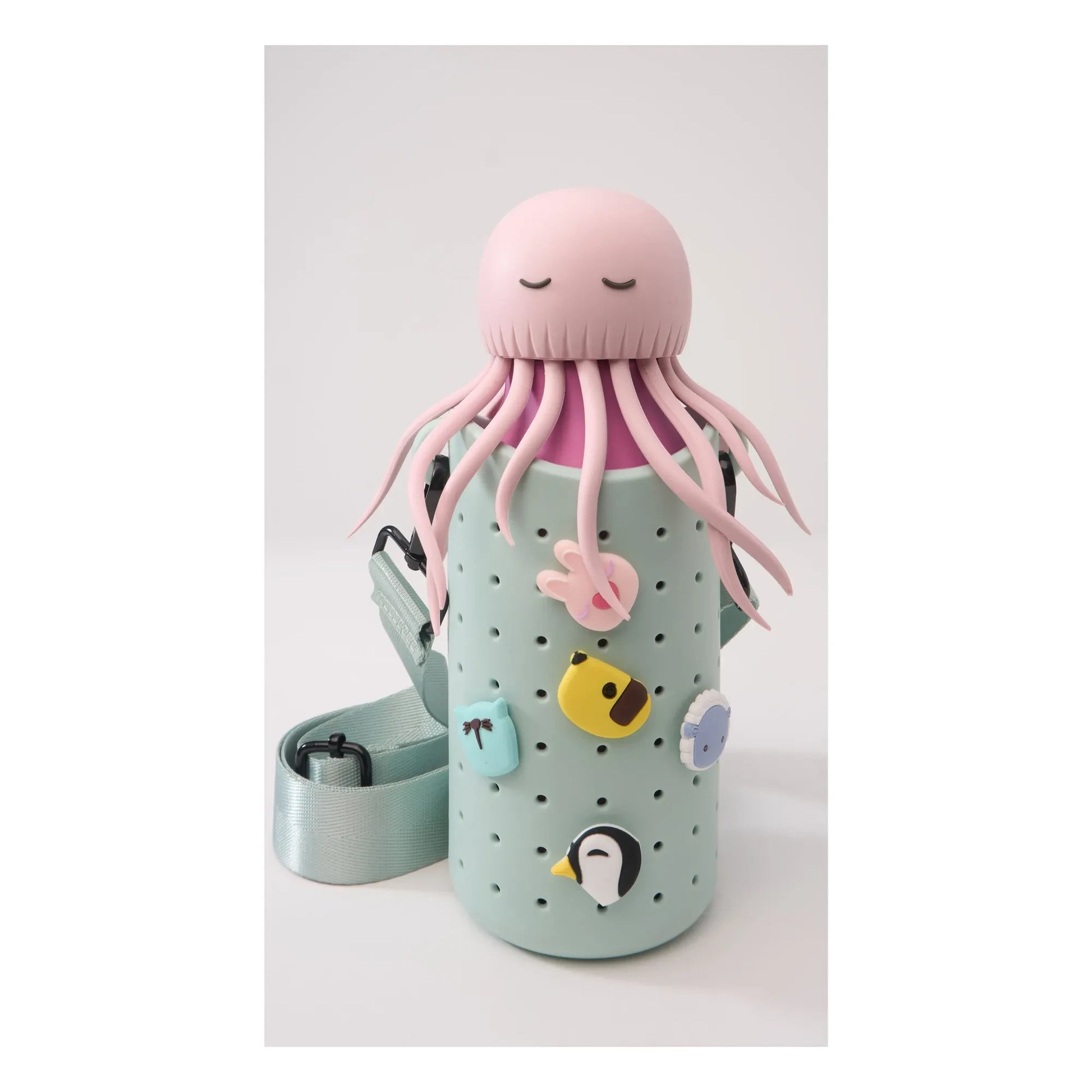 Asobu - Water bottle holder with 5 charms