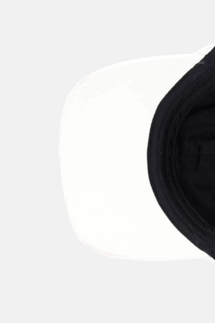 Karl Lagerfeld Jeans pamuklu kadın бейzбол şapkası