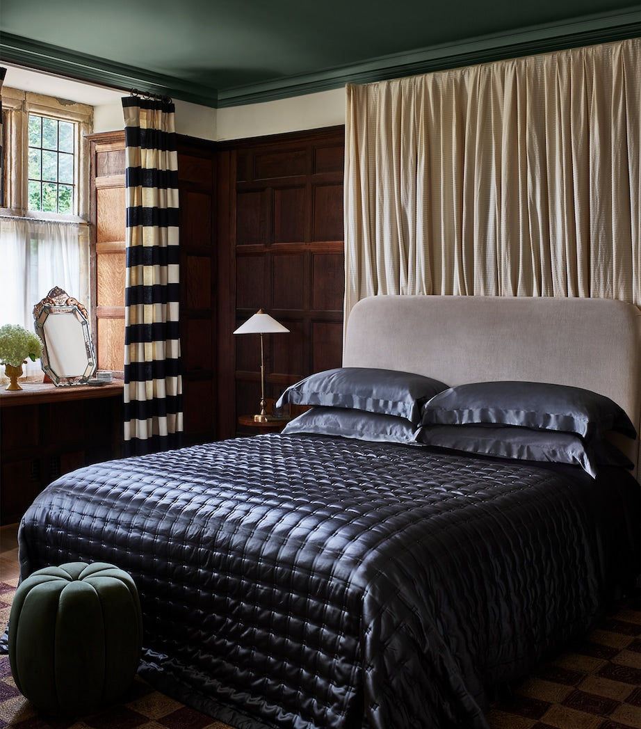 Silk King Duvet Cover (225cm x 220cm)