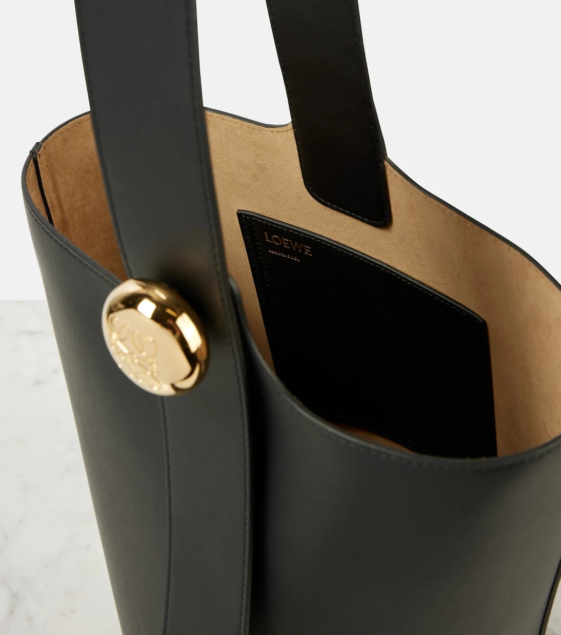 Loewe - Pebble Medium leather bucket bag