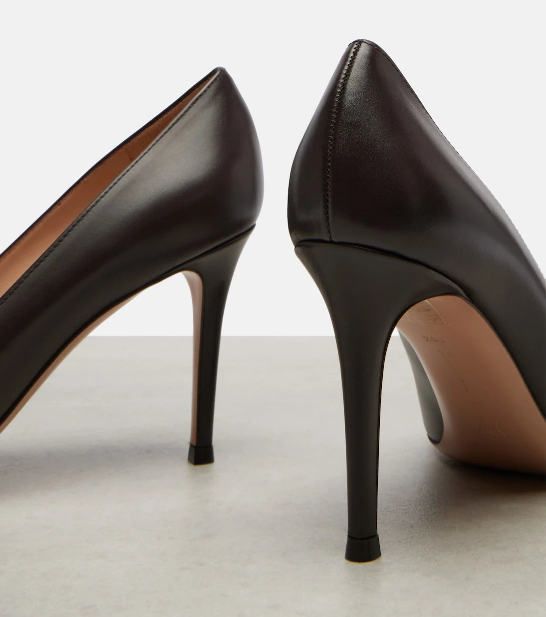 Gianvito Rossi - حذاء جيانفيتو 85 الجلدي بكعب عالٍ