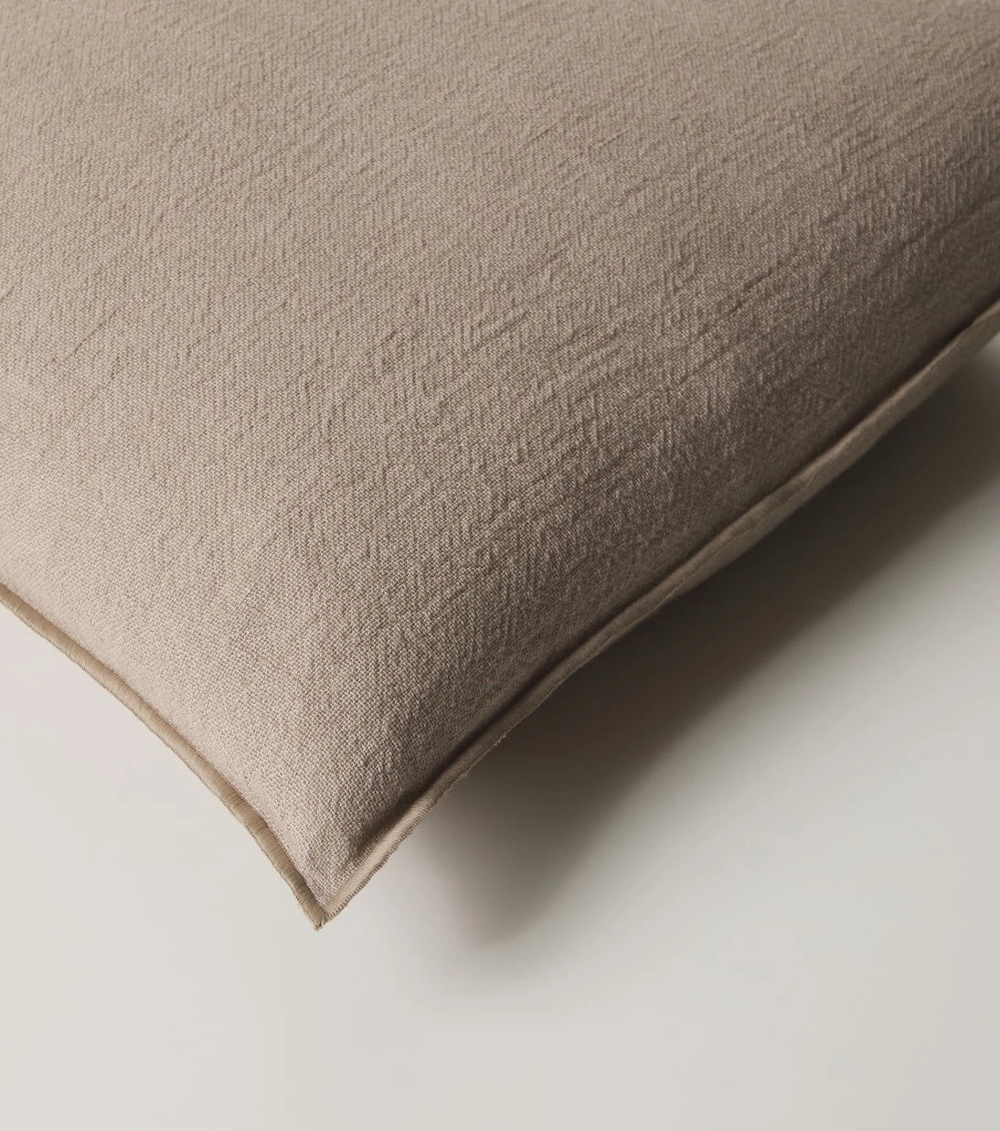Maison de Vacances - Linen crêpe cushion