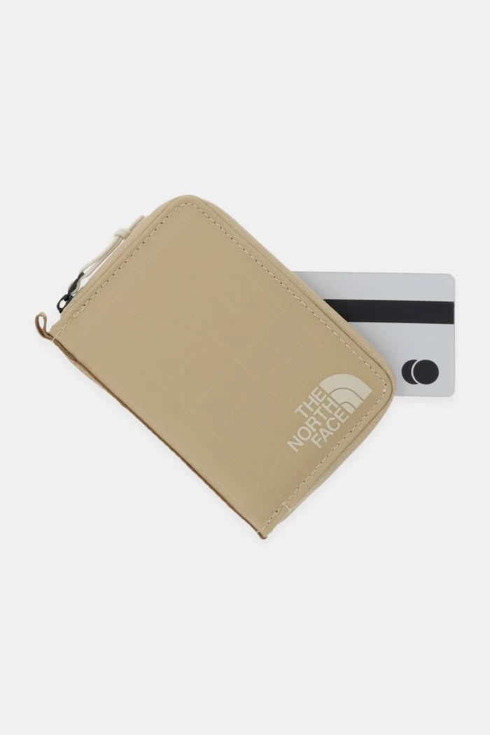 The North Face портфейл Base Camp Voyager