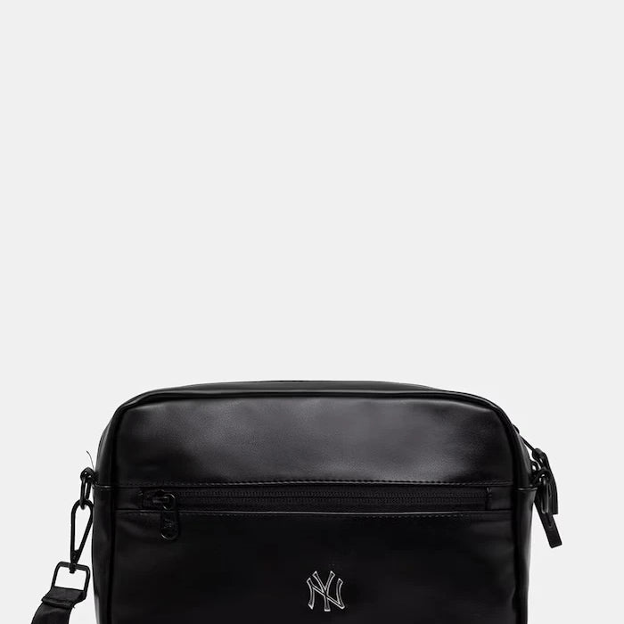 New Era suni deri omuz çantası CAMERA BAG NYY