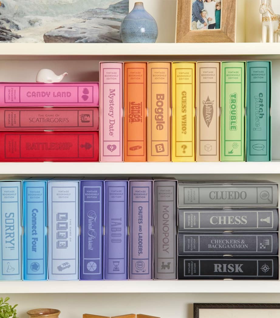 VINTAGE BOOKSHELF Vintage Bookshelf Games Bundle