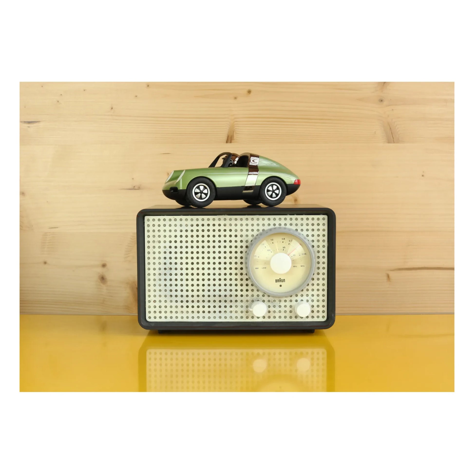 Playforever - Luft Car | Olive green